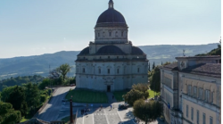 Todi, via Menecali è tornata a risplendere: antica porta di accesso alla città