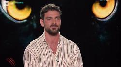 Michele Morrone a Belve: "Un attore più bravo di me? Solo Alessandro Borghi"