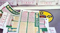 SuperEnalotto, centrato il jackpot: giocatore di Desenzano del Garda vince 35 milioni di euro con una schedina da 5 euro