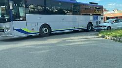 Città di Castello, scontro tra autobus e auto alla rotatoria della stazione in direzione Viale Liviero