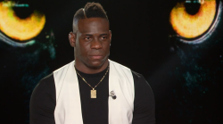 Mario Balotelli a Belve: "Chi mi ha lanciato le banane? Non penso lo rifarà". L'esultanza all'europeo, il confronto con i giganti del calcio, il test del DNA della figlia
