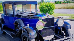 Auto d'epoca alla conquista di Monte Ruperto: ecco la storia da favola della baronia tra Umbria e Marche