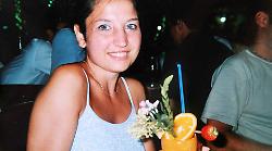Delitto di Garlasco, torna sotto i riflettori “MDX1”, il dna sul pollice di Chiara Poggi. Il mistero delle altre tre tracce, sono femminili? Cosa emerge.  La Procura stringe il cerchio sull'ipotesi omicidio di gruppo