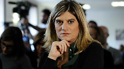 Chi è Federica Angeli, la giornalista ospite di Piero Chiambretti: le inchieste, la lotta contro la mafia romana, la scorta 