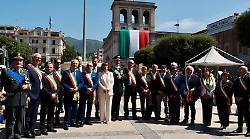 Festa del 2 giugno in piazza Tacito: consegnate le onorificenze "Al Merito della Repubblica" - FOTO