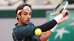 Lorenzo Musetti sfida Tiafoe ai quarti di finale del Roland Garros: orario, dove vederla e i precedenti tra i due
