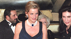 Lady Diana, all’asta la vita dietro l’icona: abiti, lettere e verità mai viste