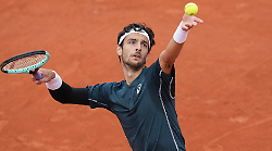 Roland Garros, Lorenzo Musetti sfida Carlos Alcaraz per un posto in finale: orario, dove vederla e precedenti tra i due 