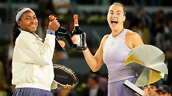 Roland Garros, oggi la finale femminile tra Sabalenka e Gauff: orario, dove vederla e i precedenti