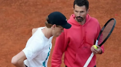 Roland Garros, il messaggio di Simone Vagnozzi per Jannik Sinner: "Il Paese è fiero di te e io lo sono ancora di più"