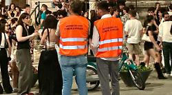 Perugia, movida più sicura con gli informatori civici: ascolto e dialogo per tenere sotto controllo il centro di notte