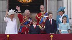 Il “comando” di Kate a Louis sul balcone che fa il giro del web: cosa ha detto davvero