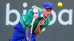 Jannik Sinner supera Hanfmann e vola agli ottavi dell'Atp 500 di Halle: affronterà Alexander Bublik 