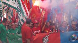 Perugia, protesta metalmeccanici: corteo regionale tra bandiere e rivendicazioni. In Umbria al 75% l'adesione allo sciopero