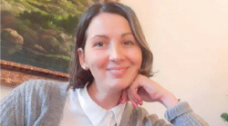 Maturità, la storia di Joanna: a 8 mesi dal parto sosterrà l'esame insieme al figlio più grande 