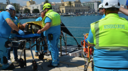 Troppi incidenti in acqua: mare, piscina, lago, fiume, torrente. Prevenzione e sicurezza, la guida della Misericordia