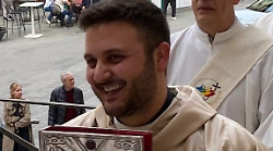 Perugia, Samuele Betti sarà ordinato sacerdote dall'arcivescovo Ivan Maffeis. Il 31enne: "Donarmi agli altri mi rende felice"