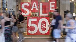 Saldi estivi, via ai maxi-sconti in tutta Italia dal 5 luglio: le 10 regole per evitare fregature