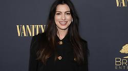 Anne Hathaway interpreterà una pop star ispirata a Lady Gaga e Taylor Swift