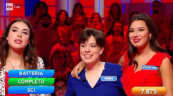 Reazione a catena, le Pari e Patta vincono 7.875 euro: scopri la storia delle tre sorelle e la passione per gli scacchi 