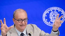 Scuola, in arrivo oltre 54 mila nuove assunzioni per l'anno scolastico 2025/2026. Il ministro Valditara: "Un numero record"