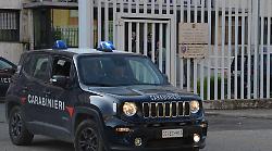 Terni, scatta il blitz dei carabinieri. Due minorenni arrestate per spaccio. In casa un supermarket della droga