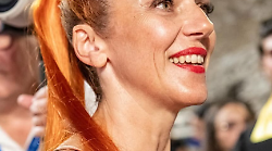 Gabriella Greison risponde agli insulti per l'abito indossato a Taormina. "A turbarvi non è un vestito, ma il fatto che una donna possa parlare di fisica quantistica senza ricordare un uomo"