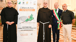 Assisi, una fiamma d'amore per celebrare insieme San Francesco