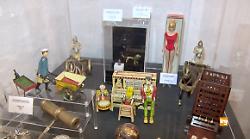 Gubbio, giocattoli d'epoca spuntano dal passato. Una mostra per raccontarli 