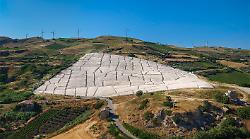 Città di Castello, polemica per il Grande Cretto tra la Fondazione Burri e la Regione Sicilia