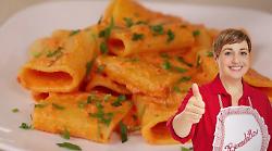 Fatto in casa da Benedetta, scopri la ricetta della pasta alla crema di peperoni: ecco un primo pronto in pochi minuti