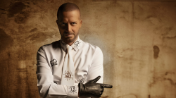 Raf: "II sound di Self Control continua  a fare tendenza"