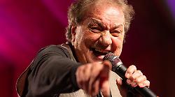 Tullio De Piscopo a Ferentillo per il concerto di Visioninmusica che inaugura il nuovo anfiteatro di Piazza Agorà