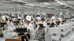 Prada è la preferita dai lavoratori: welfare, quattordicesima, premi. Prima in Italia e 58esima nel mondo