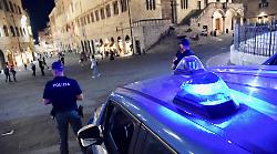 Stupro in centro a Perugia, spuntano i video: la vittima è riuscita a filmare parte delle violenze