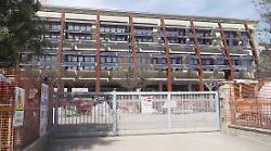 Scuole medie di via Bruno Buozzi pronte ad anno nuovo: "Studenti in classe al rientro dalle vacanze di Natale"