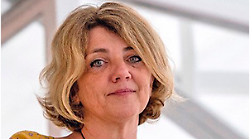 Delitto di Garlasco, chi è Cristina Cattaneo, l'esperta incaricata  del riesame medico legale su Chiara. Tagli sulle palpebre, fratture, ora del decesso, le possibili armi dell'omicidio: ecco i misteri che dovrà svelare