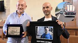 Sventa la tragedia lungo la E45: l'autotrasportatore Andrea Petturiti premiato in Comune