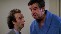 Il Piccolo Diavolo stasera in tv venerdì 15 agosto su Rai 1: trama e cast del film di Roberto Benigni