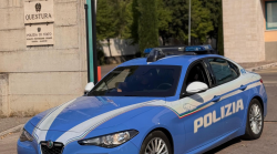 Minaccia un passante con un coltello a Perugia: denunciato 59enne tedesco