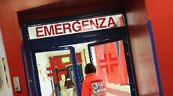 Investita dalle fiamme, donna ricoverata in prognosi riservata