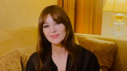 Monica Bellucci saluta il Festival delle Nazioni di Città di Castello: "Vi auguro tutto il meglio per questo splendido evento e vi abbraccio"