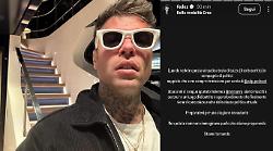 Fedez commenta la foto in barca con La Russa e Santanchè: "Quando mi vedete in compagnia di politici sappiate che c'è un motivo"