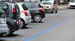 Anche a Gualdo Tadino la sosta sulle strisce blu si può pagare con Telepass
