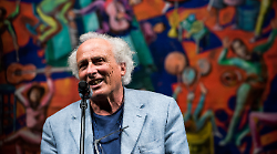 Addio a Stefano Benni. L'autore di Bar Sport aveva 78 anni
