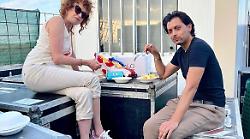 Fiorella Mannoia, chi è il marito Carlo Di Francesco: il primo incontro, i 26 anni di differenza e il matrimonio