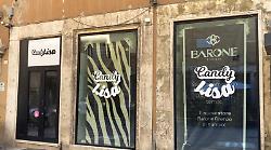 Valzer di negozi a Perugia, corso Vannucci dice addio alle caramelle di Candy Lisa. Al suo posto uno store di moda