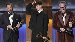 Emmy Awards 2025, da "Adolescence" a "The Pitt" ecco le serie tv vincitrici. Di cosa parlano e dove guardarle