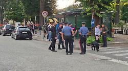 Prima di scuola scatta il blitz dei carabinieri al capolinea dei bus di Città di Castello