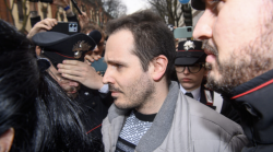 Delitto Garlasco, indagato per corruzione l’ex procuratore di Pavia Venditti: blitz e perquisizioni tra magistrati e carabinieri